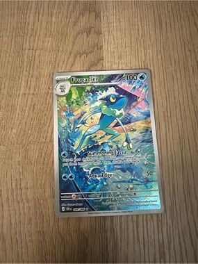 Pokemon Frogadier Holo Trading Card - Blue, Green, Yellow